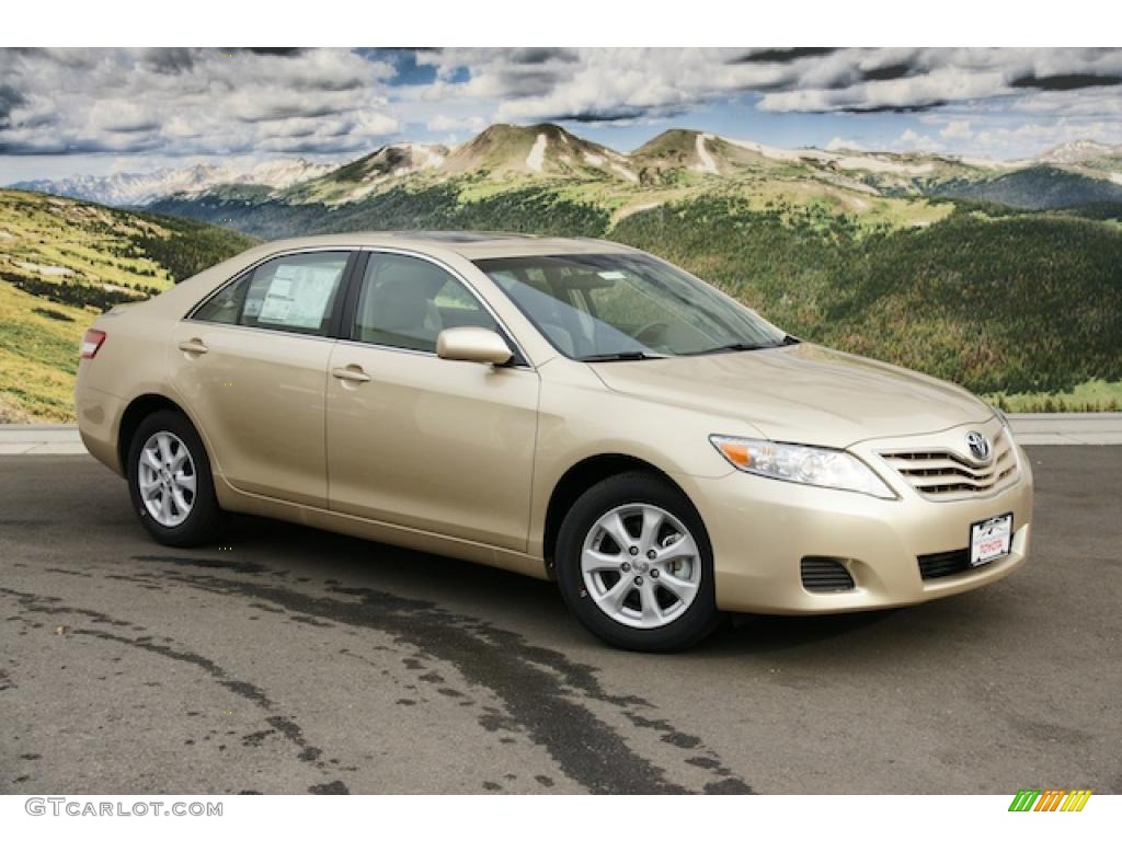 Sandy Beach Metallic 2011 Toyota Camry LE Exterior Photo #44112058