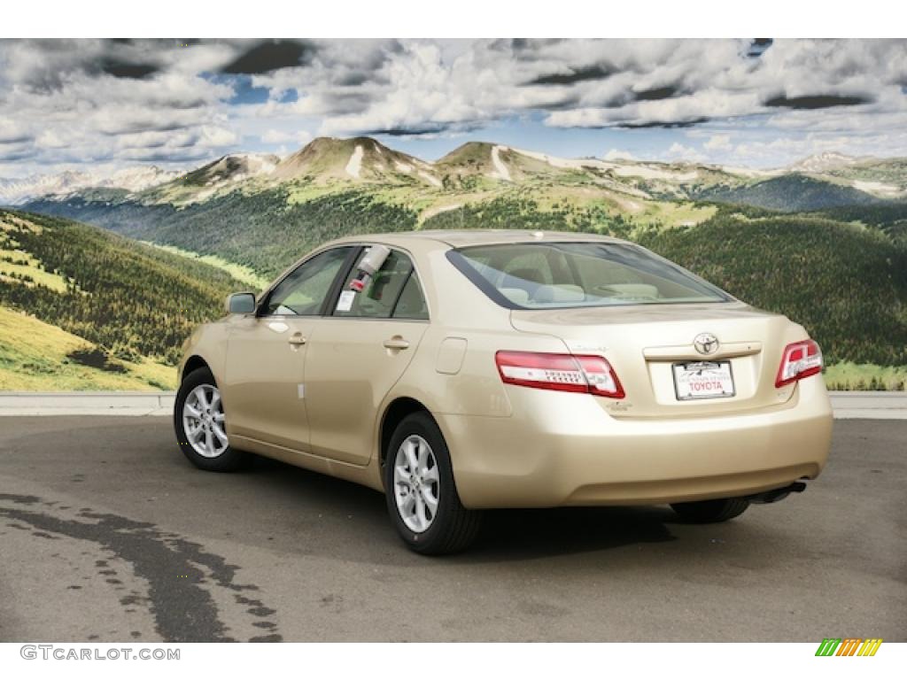Sandy Beach Metallic 2011 Toyota Camry LE Exterior Photo #44112090