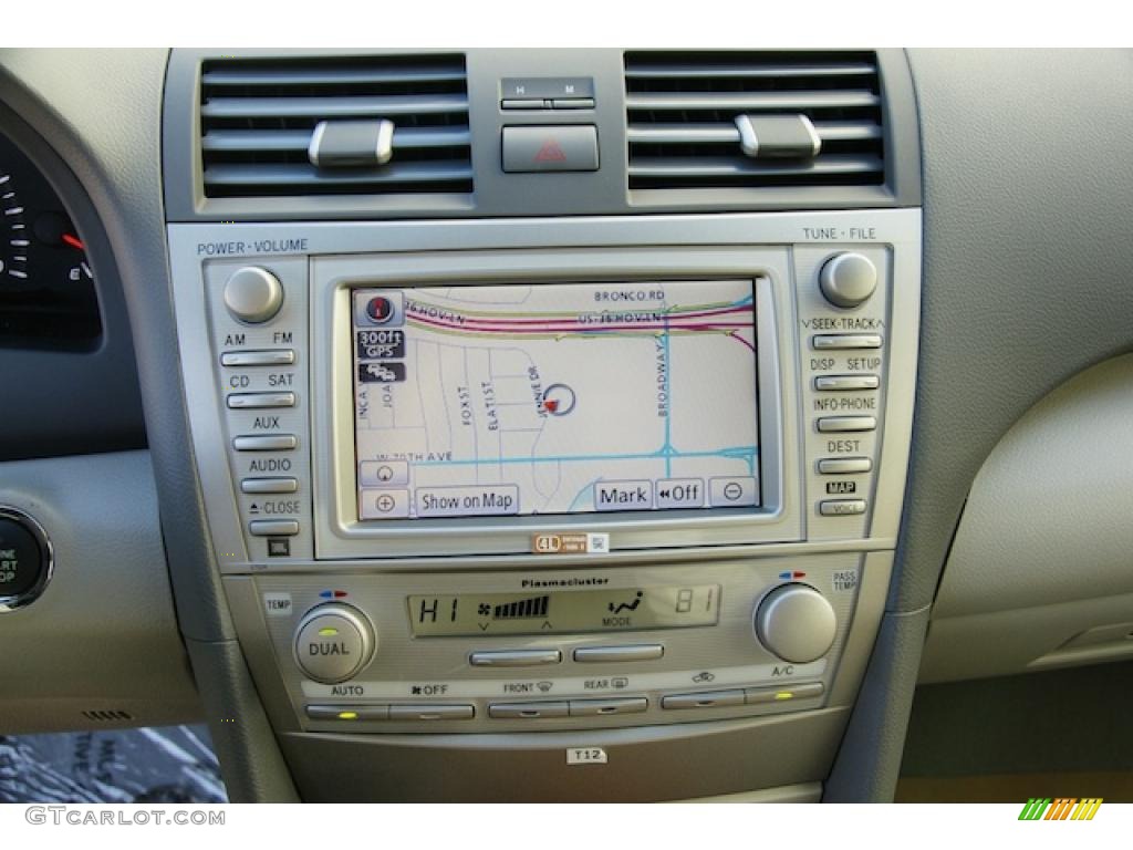 2011 Toyota Camry XLE V6 Navigation Photo #44112874