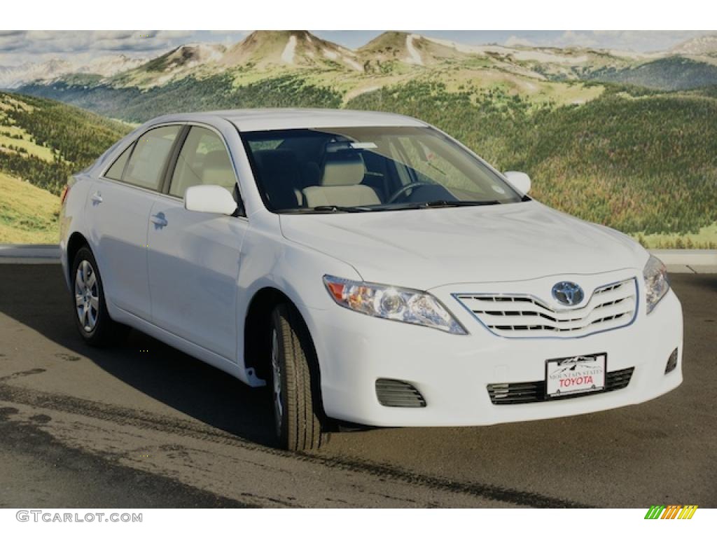 Super White 2011 Toyota Camry LE Exterior Photo #44112918