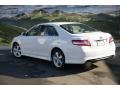 Super White - Camry SE Photo No. 4