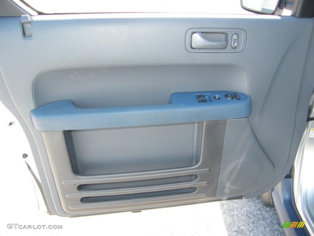 2006 Honda Element EX Door Panel Photos