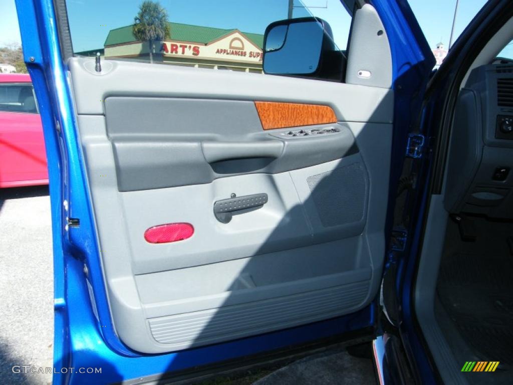 2007 Dodge Ram 1500 Laramie Mega Cab 4x4 Medium Slate Gray Door Panel Photo #44117590
