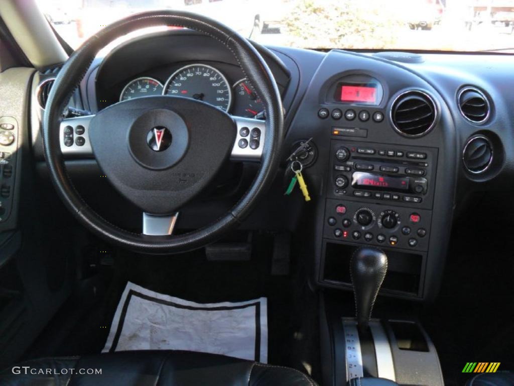 2008 Pontiac Grand Prix Sedan Ebony Dashboard Photo #44118786