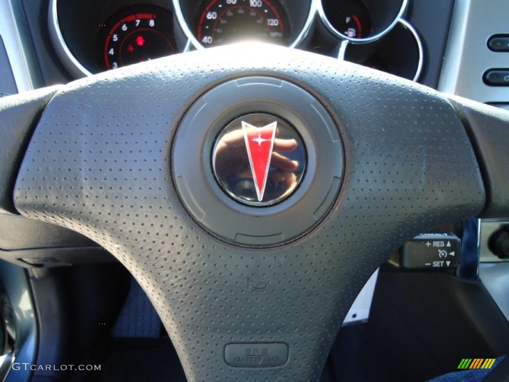 2008 Pontiac Vibe Standard Vibe Model Marks and Logos Photos