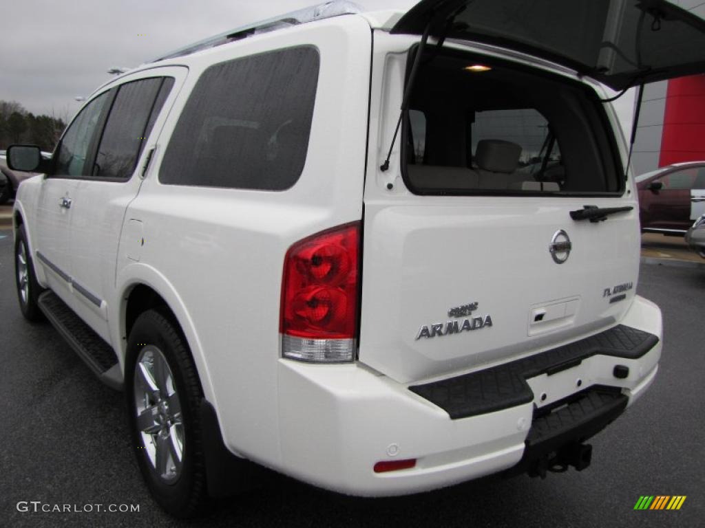 2010 Armada Platinum - Blizzard White / Stone photo #15