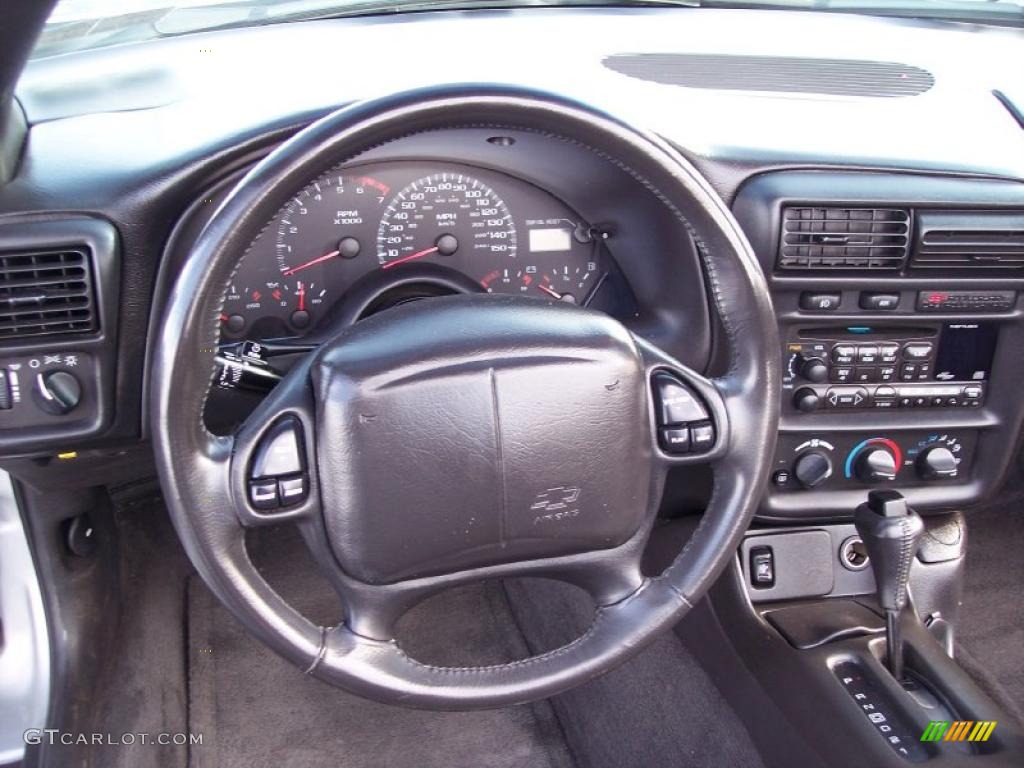 2002 Chevrolet Camaro Z28 Convertible Ebony Black Dashboard Photo #44125702
