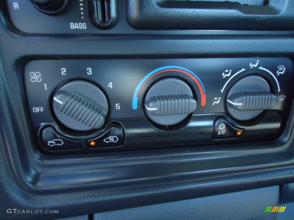 2000 Silverado 1500 Regular Cab 4x4 - Light Pewter Metallic / Medium Gray photo #25