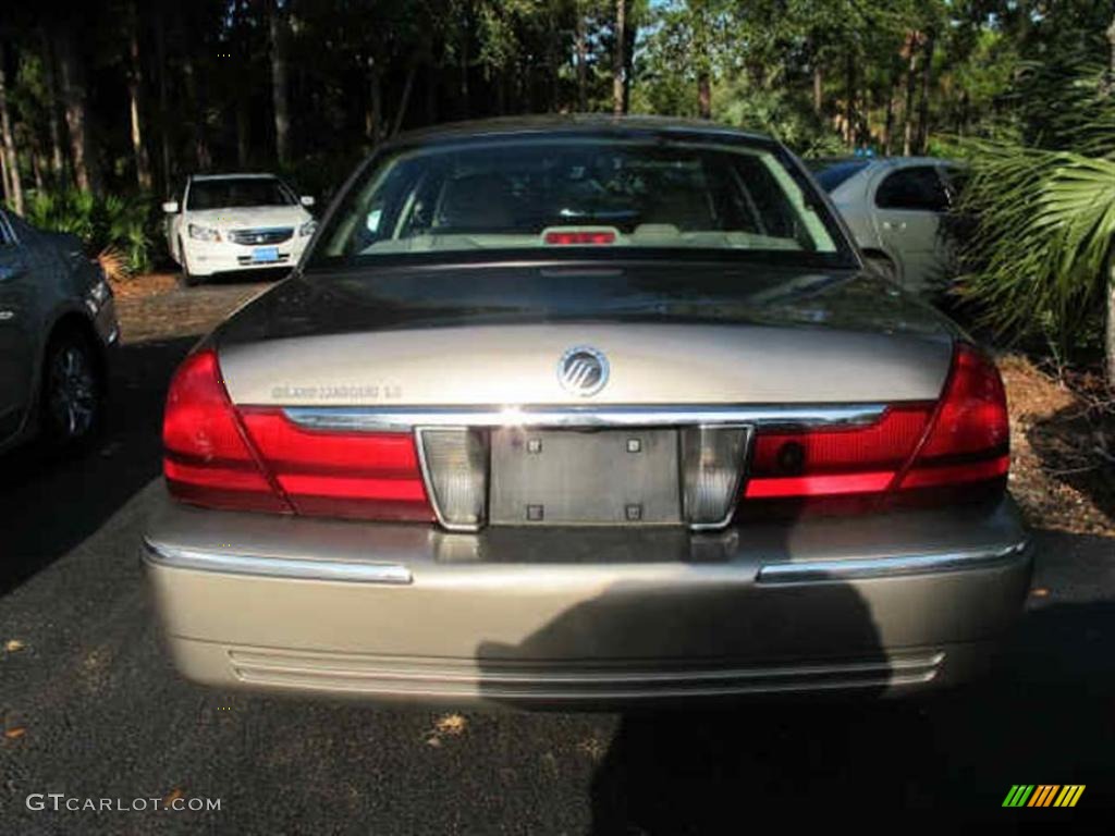 2004 Grand Marquis LS - Arizona Beige Metallic / Medium Parchment photo #3
