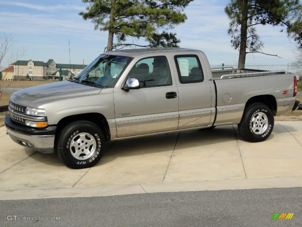 2001 Silverado 1500 LS Extended Cab 4x4 - Light Pewter Metallic / Graphite photo #10