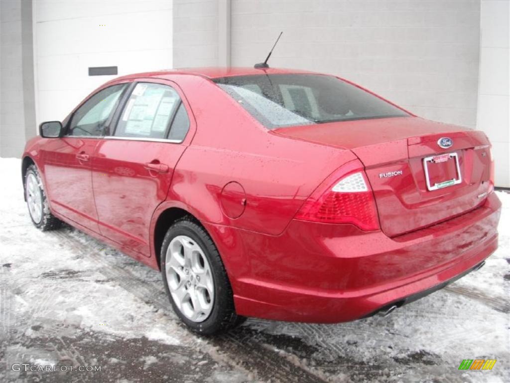 2011 Fusion SE V6 - Red Candy Metallic / Charcoal Black photo #6