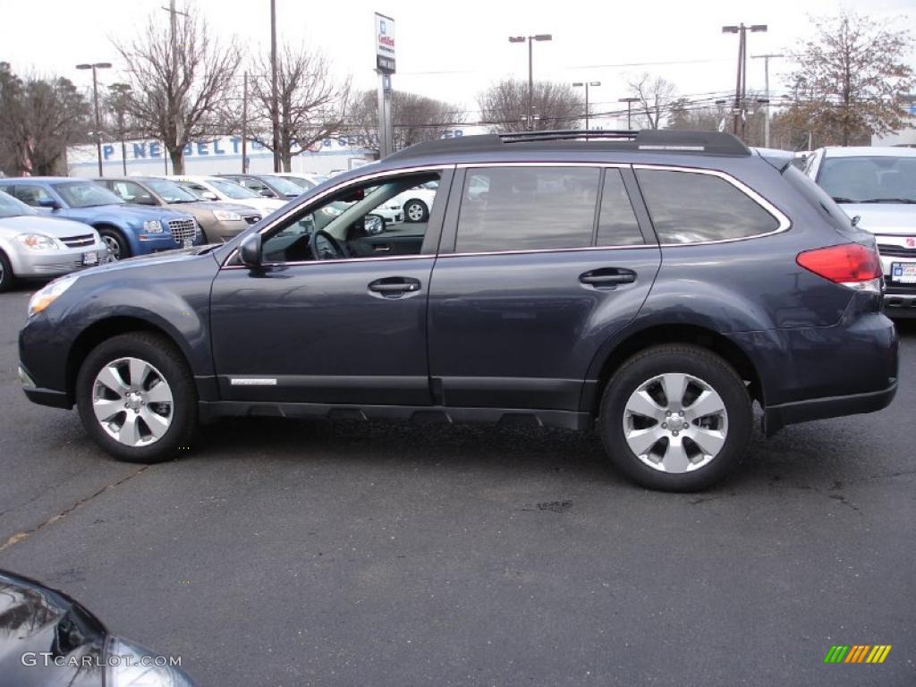 2011 Outback 2.5i Premium Wagon - Graphite Gray Metallic / Off Black photo #9