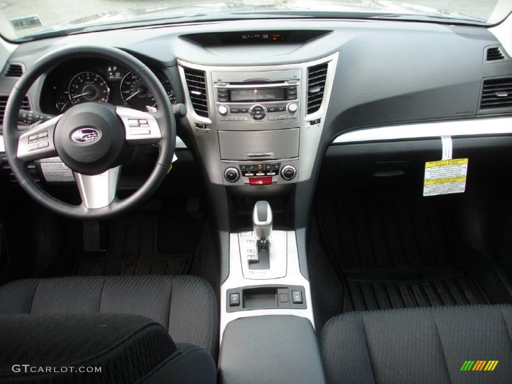 2011 Outback 2.5i Premium Wagon - Graphite Gray Metallic / Off Black photo #12