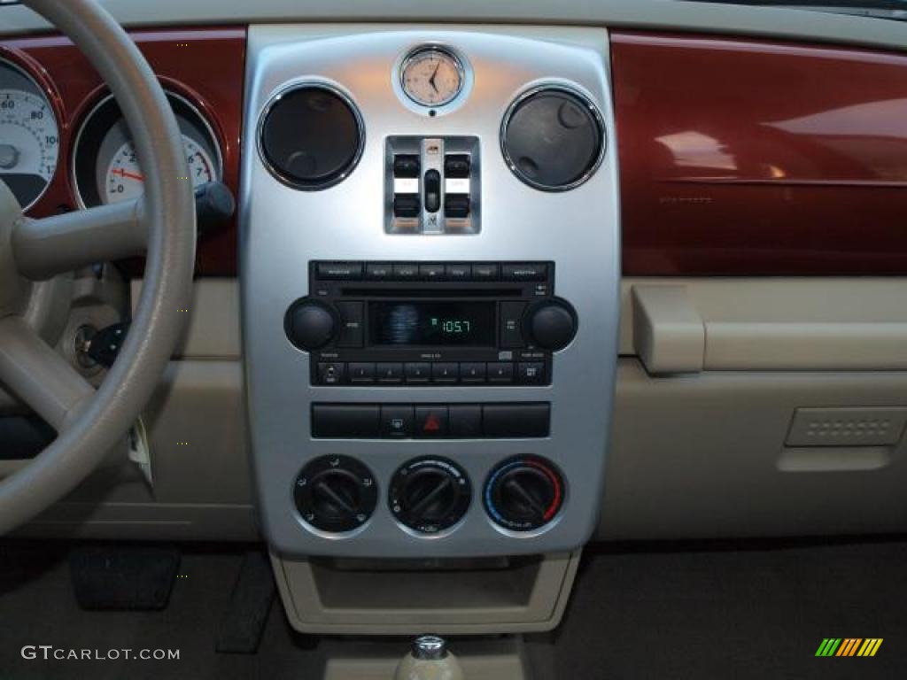 2008 Chrysler PT Cruiser Sunset Boulevard Edition Controls Photos