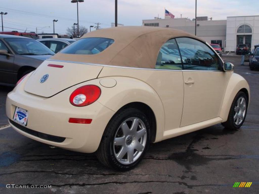 Harvest Moon Beige 2006 Volkswagen New Beetle 2.5 Convertible Exterior Photo #44149309