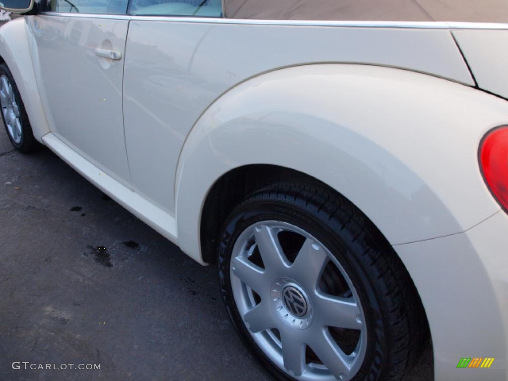 2006 Volkswagen New Beetle 2.5 Convertible Wheel Photo #44149325