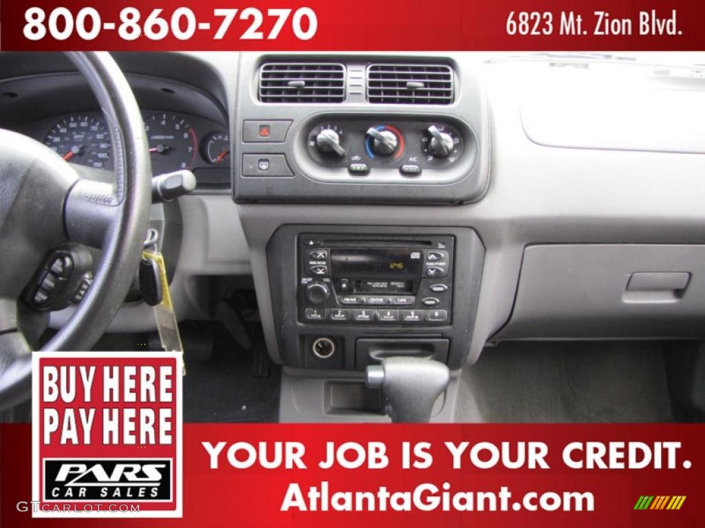 2001 Xterra XE V6 - Aztec Red / Dusk Gray photo #11