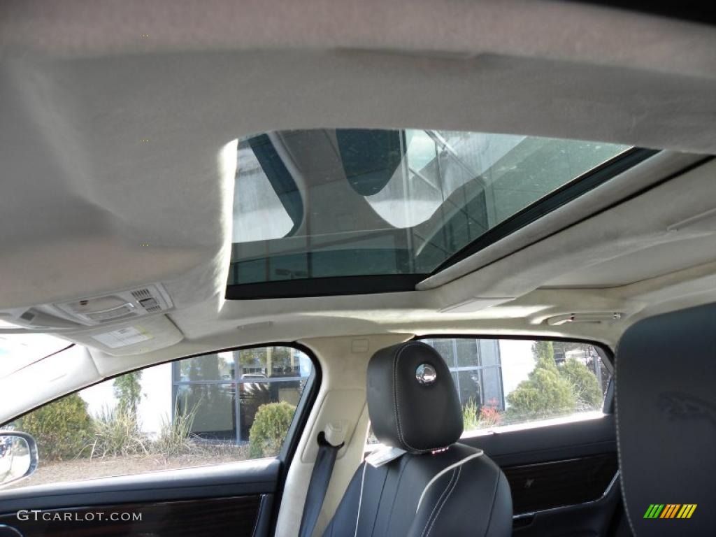 2011 Jaguar XJ XJL Sunroof Photo #44152860