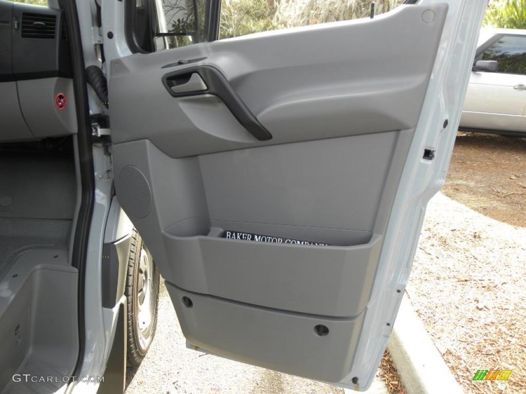 2010 Sprinter 2500 Conversion Van - Graphite Gray / Black photo #7