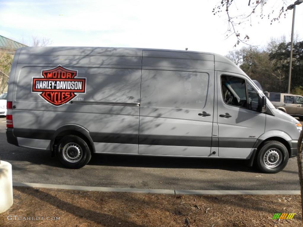 2010 Sprinter 2500 Conversion Van - Graphite Gray / Black photo #13