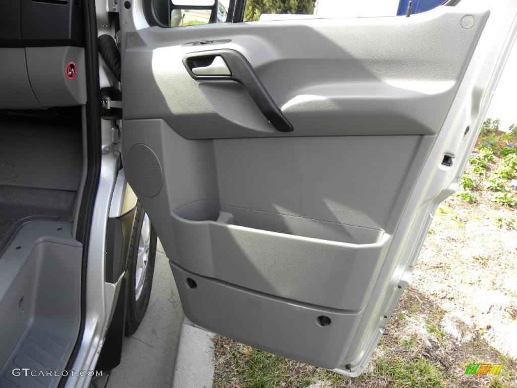 2010 Mercedes-Benz Sprinter 2500 High Roof Passenger Van Door Panel Photos