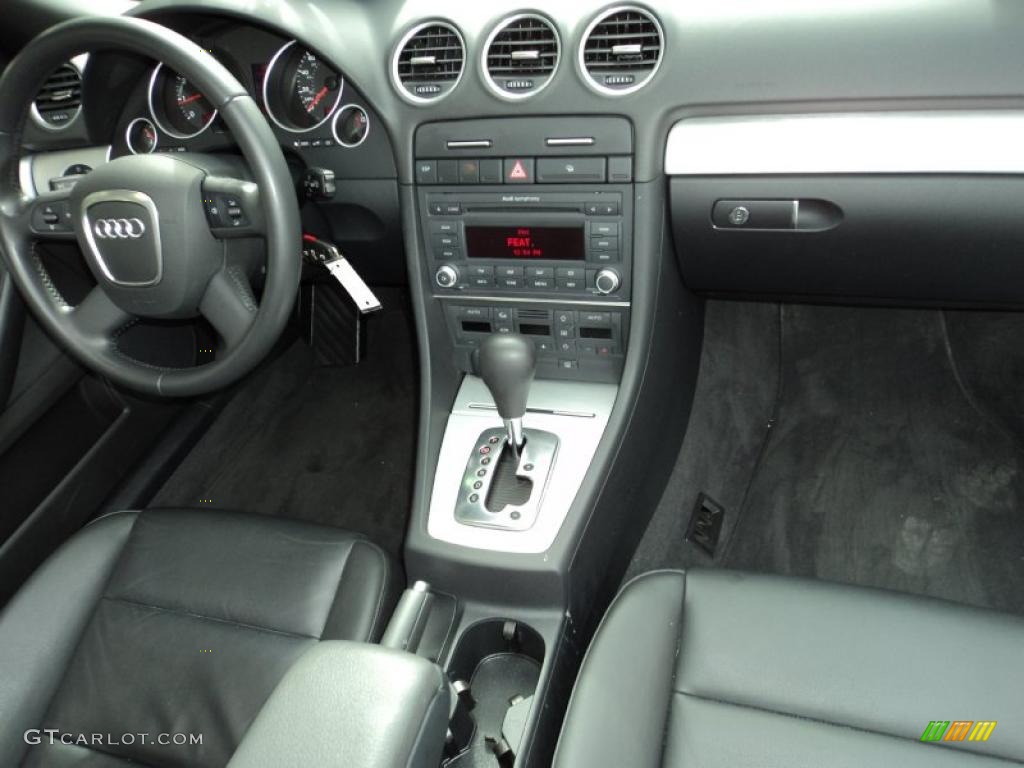 2008 A4 2.0T Cabriolet - Light Silver Metallic / Black photo #21