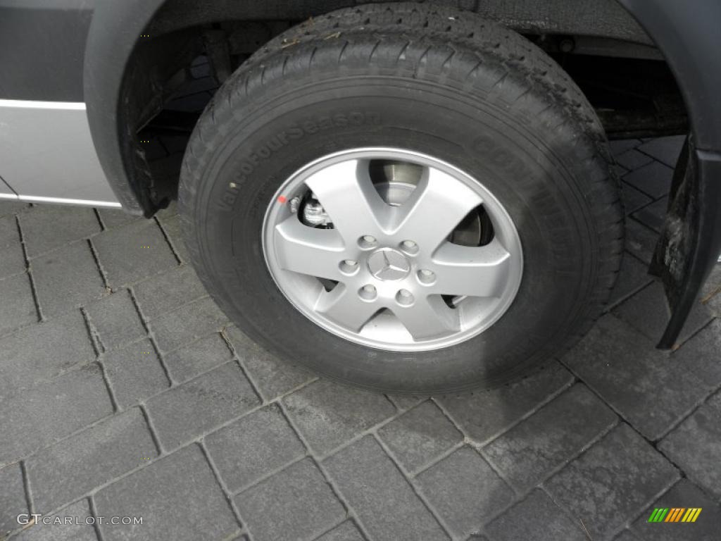 2011 Mercedes-Benz Sprinter 2500 Passenger Van Wheel Photo #44155547
