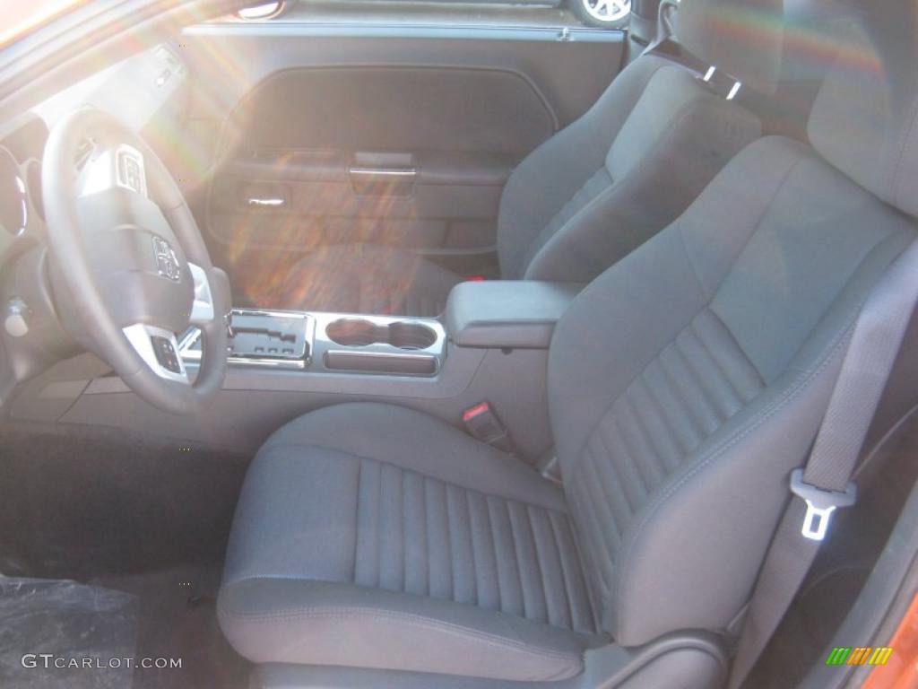 2011 Challenger SE - Toxic Orange Pearl / Dark Slate Gray photo #13