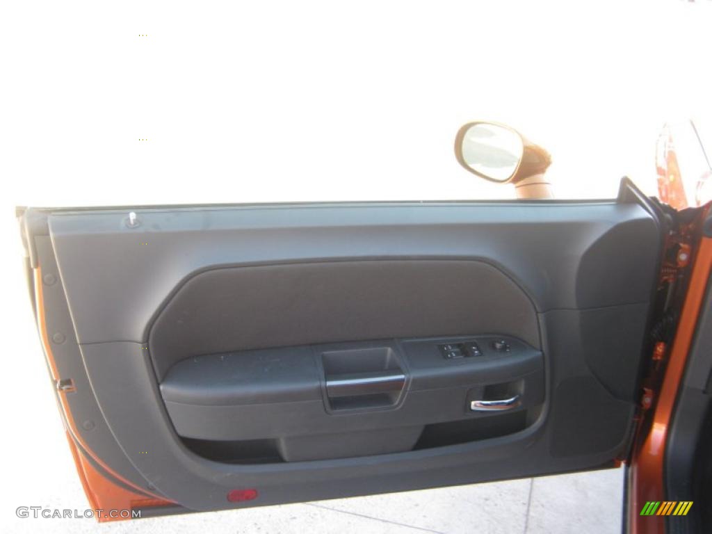 2011 Dodge Challenger SE Dark Slate Gray Door Panel Photo #44157038