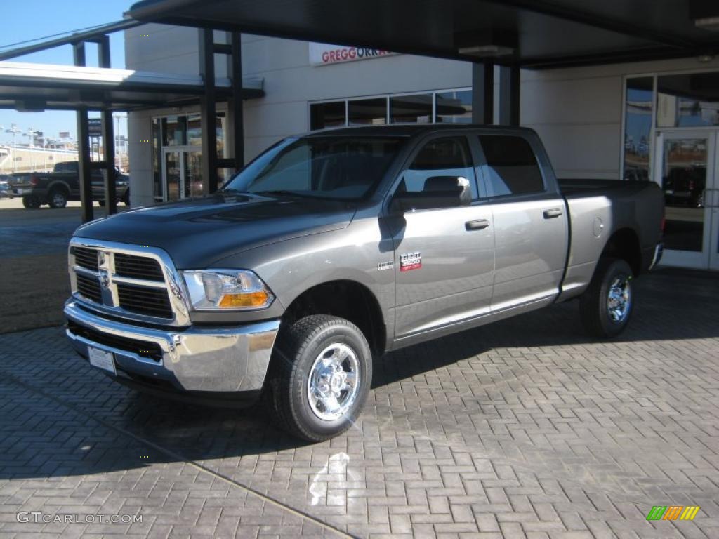 Mineral Gray Metallic Dodge Ram 2500 HD