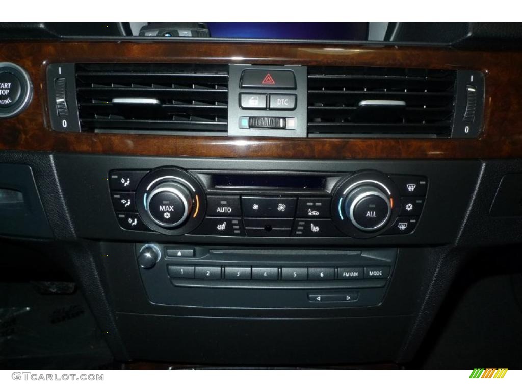 2010 BMW 3 Series 328i Sedan Controls Photo #44161692