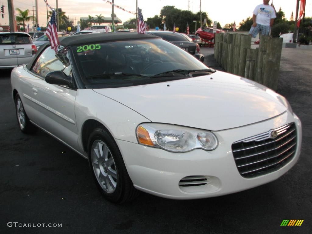 2005 Sebring GTC Convertible - Stone White / Charcoal photo #1