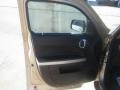 Sandstone Metallic - HHR LS Photo No. 15