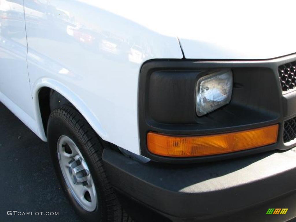 2006 Express 1500 Commercial Utility Van - Summit White / Medium Dark Pewter photo #2