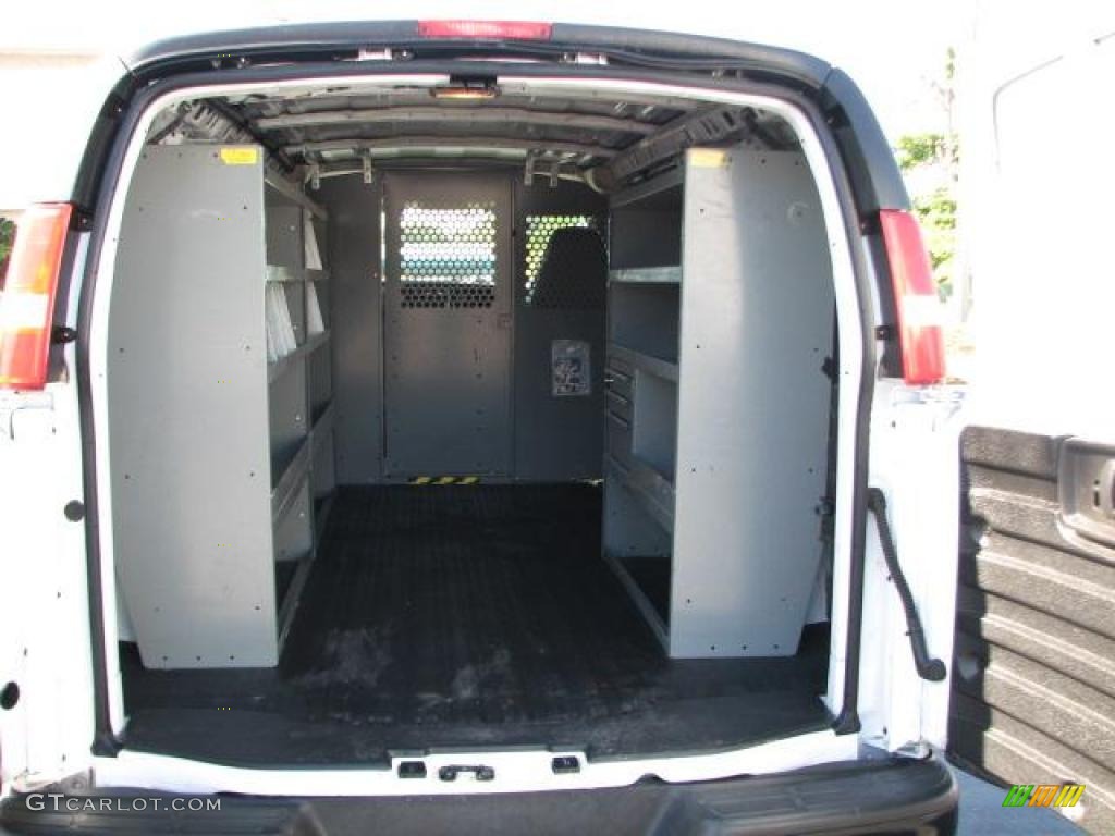 2006 Express 1500 Commercial Utility Van - Summit White / Medium Dark Pewter photo #9