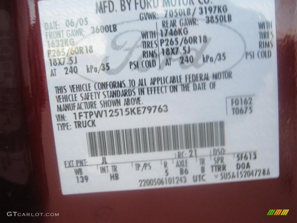 2005 F150 Lariat SuperCrew - Dark Toreador Red Metallic / Black photo #28