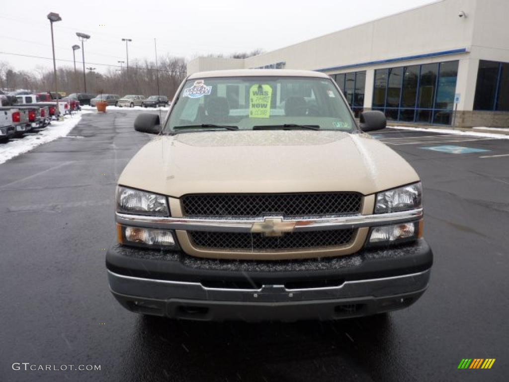 2004 Silverado 1500 Z71 Regular Cab 4x4 - Sandstone Metallic / Tan photo #2