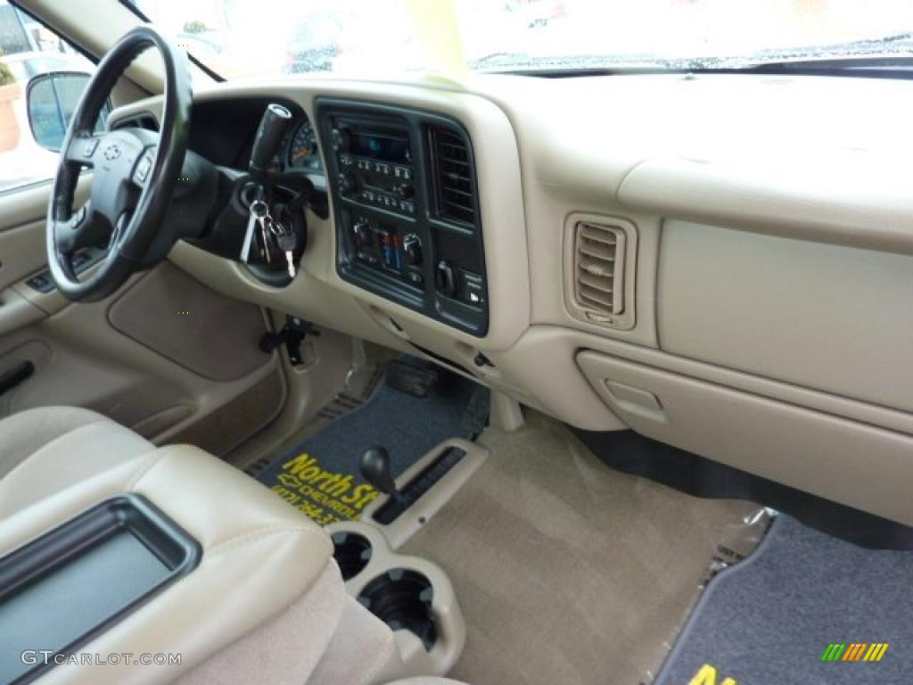 2004 Silverado 1500 Z71 Regular Cab 4x4 - Sandstone Metallic / Tan photo #8