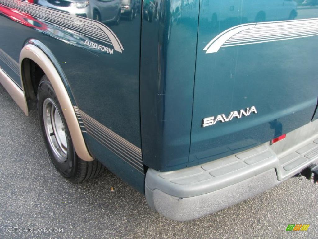 1999 Savana Van G1500 Passenger Conversion - Laguna Green Metallic / Neutral photo #13