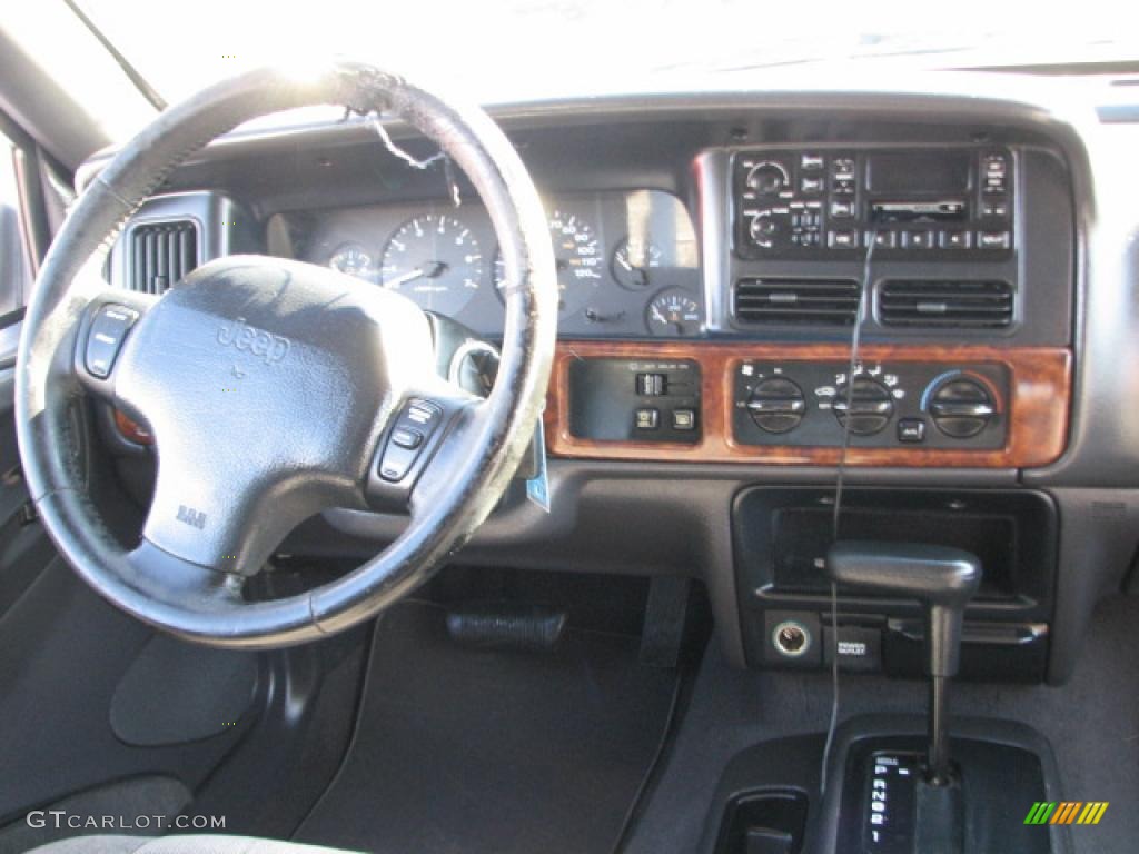 1998 Grand Cherokee Laredo - Light Driftwood Satin Glow / Gray photo #18