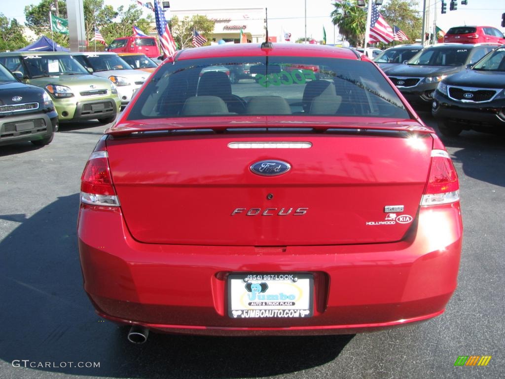 2009 Focus SES Sedan - Sangria Red Metallic / Charcoal Black photo #10