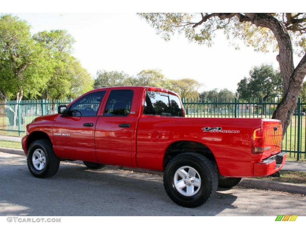 2002 Ram 1500 Sport Quad Cab 4x4 - Flame Red / Dark Slate Gray photo #5