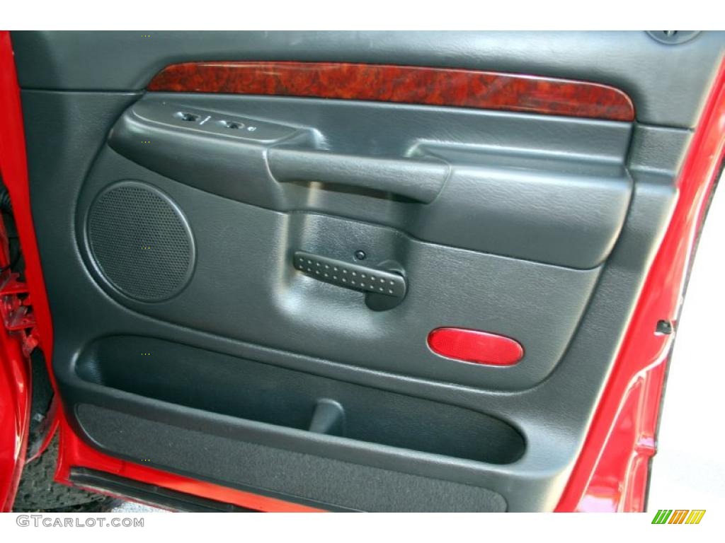 2002 Ram 1500 Sport Quad Cab 4x4 - Flame Red / Dark Slate Gray photo #22