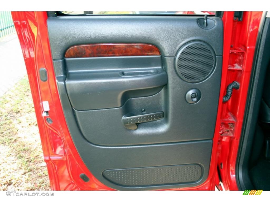 2002 Ram 1500 Sport Quad Cab 4x4 - Flame Red / Dark Slate Gray photo #23