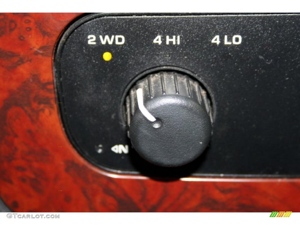 2002 Dodge Ram 1500 Sport Quad Cab 4x4 Controls Photo #44180803