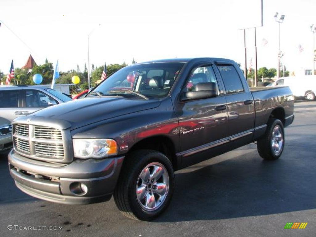 2004 Ram 1500 SLT Quad Cab 4x4 - Graphite Metallic / Dark Slate Gray photo #6