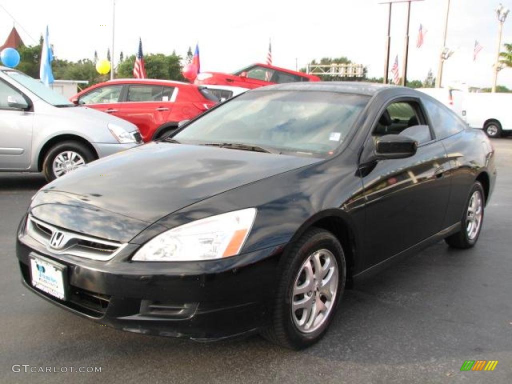 2006 Accord EX-L V6 Coupe - Nighthawk Black Pearl / Black photo #5