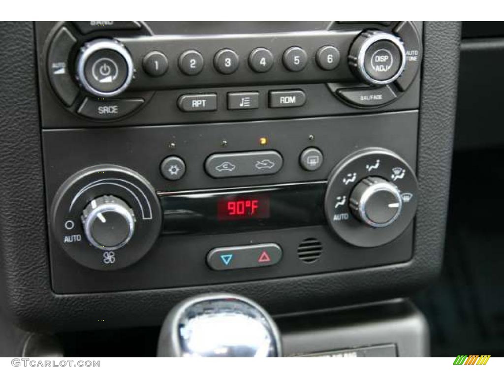 2008 Pontiac G6 GXP Coupe Controls Photo #44185371