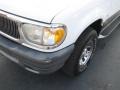 Oxford White - Mountaineer 4WD Photo No. 4