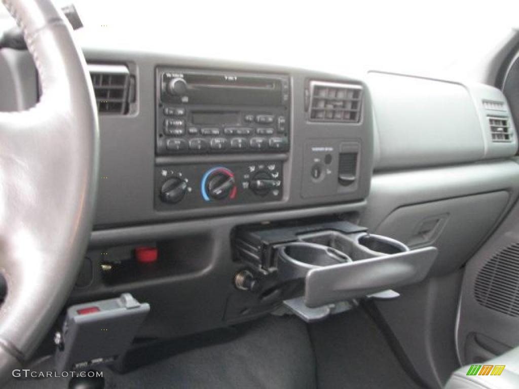 2003 F250 Super Duty FX4 SuperCab 4x4 - Oxford White / Medium Flint Grey photo #22